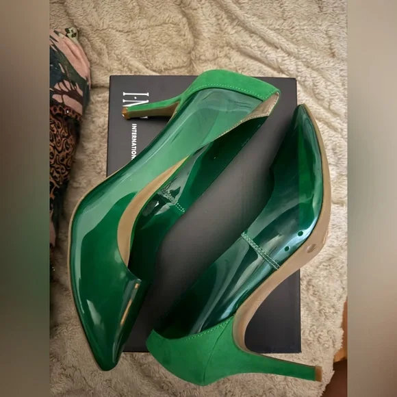 INC International Concepts Women's Emerald Heels - Picture 7 of 7